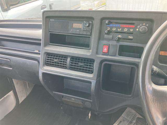 ご覧いただきありがとうございます♪気になったお車がありましたらお気軽にお電話をください♪