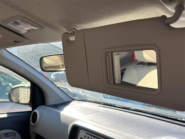 パッソ プラスハナ　Ｇパッケージ　スマートキー　アイドリングストップ　電動格納ミラー　ＣＶＴ　盗難防止システム　衝突安全ボディ　ベンチシート　ＡＢＳ　ＥＳＣ　ＣＤ　エアコン（6枚目）