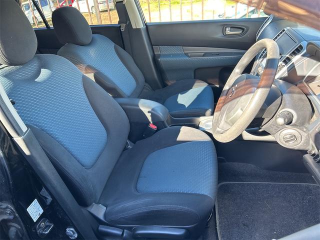 ウイングロード １５Ｍ　ナビ　オートライト　スマートキー　電動格納ミラー　ＣＶＴ　盗難防止システム　衝突安全ボディ　ＡＢＳ　エアコン（6枚目）