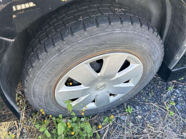 ウイングロード １５Ｍ　ナビ　オートライト　スマートキー　電動格納ミラー　ＣＶＴ　盗難防止システム　衝突安全ボディ　ＡＢＳ　エアコン（13枚目）