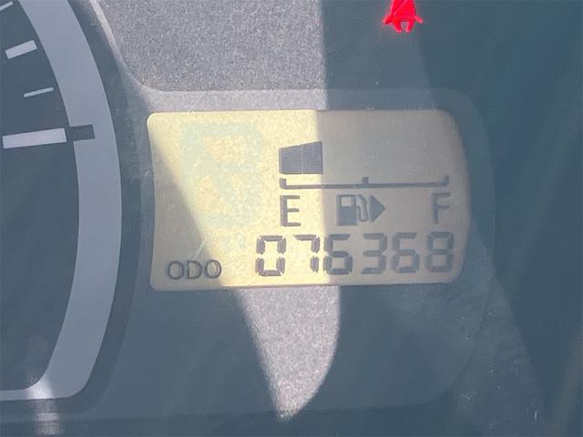 ＮＴ１００クリッパートラック 　４ＷＤ　ＭＴ　エアコン　運転席エアバッグ（4枚目）