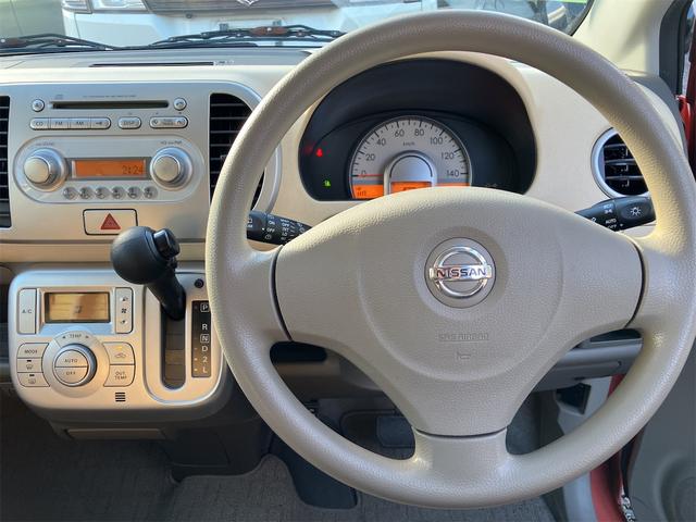 モコ Ｅ　オートライト　スマートキー　ベンチシート　ＡＴ　盗難防止システム　ＡＢＳ　ＣＤ　衝突安全ボディ　エアコン　パワーステアリング　パワーウィンドウ（2枚目）