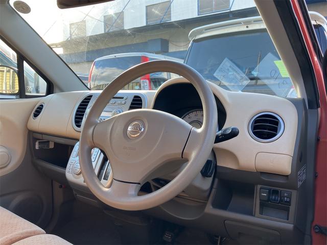 モコ Ｅ　オートライト　スマートキー　ベンチシート　ＡＴ　盗難防止システム　ＡＢＳ　ＣＤ　衝突安全ボディ　エアコン　パワーステアリング　パワーウィンドウ（7枚目）