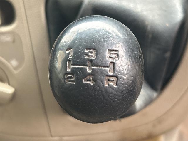 エブリイ ＰＡ　４ＷＤ　両側スライドドア　ＭＴ　盗難防止システム　衝突安全ボディ　エアコン　パワーステアリング（9枚目）