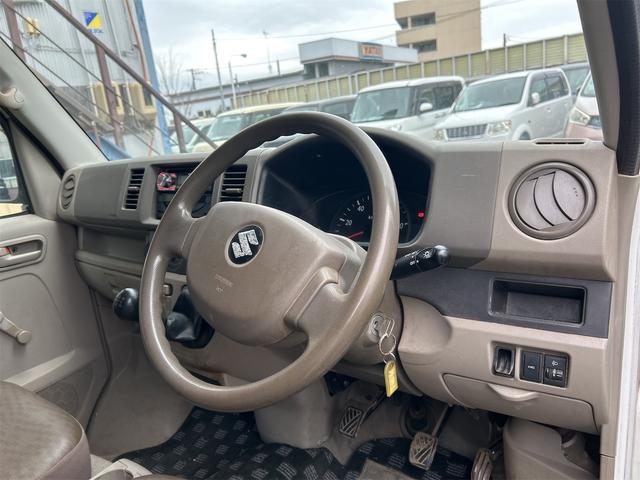 エブリイ ＰＡ　４ＷＤ　両側スライドドア　ＭＴ　盗難防止システム　衝突安全ボディ　エアコン　パワーステアリング（11枚目）