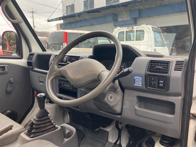 ミニキャブトラック 　４ＷＤ　軽トラック　ＭＴ　エアコン　ＣＤ（7枚目）