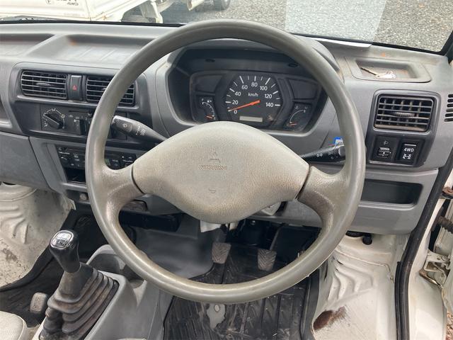ミニキャブトラック 　４ＷＤ　軽トラック　ＭＴ　エアコン　ＣＤ（9枚目）