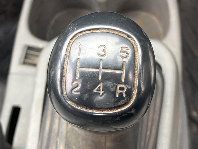 ミニキャブトラック 　４ＷＤ　軽トラック　ＭＴ　エアコン　ＣＤ（11枚目）