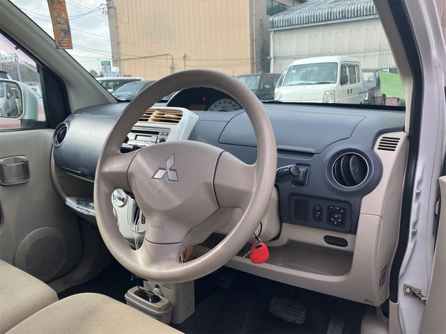 ｅＫワゴン Ｍ　キーレスエントリー　電動格納ミラー　ベンチシート　ＡＴ　盗難防止システム　ＣＤ　衝突安全ボディ　エアコン　パワーステアリング　パワーウィンドウ（8枚目）