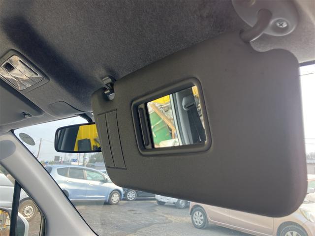 ムーヴ L 4WD 電動格納ミラー MT 盗難防止システム CD 衝突安全ボディ エアコン パワーステアリング パワーウィンドウ(8枚目)