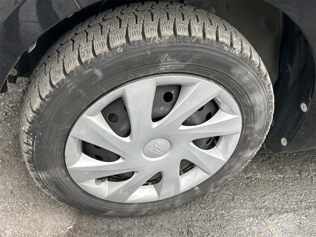 ムーヴ カスタム　ＸＣ　エディション　４ＷＤ　ＨＩＤ　スマートキー　ベンチシート　ＣＶＴ　盗難防止システム　ＡＢＳ　ＣＤ　衝突安全ボディ　エアコン　パワーステアリング　パワーウィンドウ（11枚目）