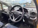 Ｇ　キーレスエントリー　電動格納ミラー　ＣＶＴ　盗難防止システム　衝突安全ボディ　ＡＢＳ　ＣＤ　エアコン　パワーステアリング　パワーウィンドウ（10枚目）