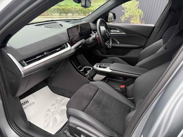 Ｘ２ Ｍ３５ｉ　ｘＤｒｉｖｅ　純正ナビ　３６０°カメラ　Ｐアシスト　ＨＵＤ　ハーフレザー　シートヒーター　ハーマンカードンオーディオ　Ｐバックドア　純正２１ＡＷ　ワイヤレスチャージング　アダプティブＬＥＤライト　ステアヒーター（47枚目）