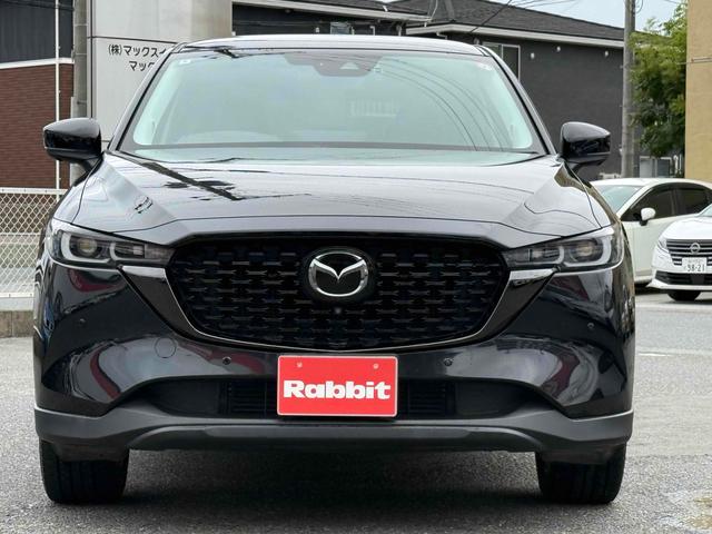 ＣＸ－５ ＸＤ　ブラックトーンエディション　ワンオーナー　純正ナビＴＶ　３６０°カメラ　ハーフレザー　シートヒーター　ステアリングヒーター　純正１９ＡＷ　クルコン　ＨＵＤ　ＢＳＭ　パワーバックドア　パドルシフト　ラバーマット（3枚目）