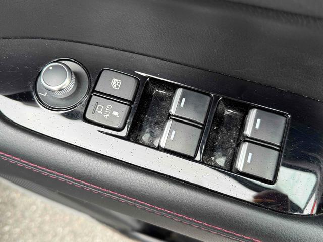 ＣＸ－５ ＸＤ　ブラックトーンエディション　ワンオーナー　純正ナビＴＶ　３６０°カメラ　ハーフレザー　シートヒーター　ステアリングヒーター　純正１９ＡＷ　クルコン　ＨＵＤ　ＢＳＭ　パワーバックドア　パドルシフト　ラバーマット（24枚目）