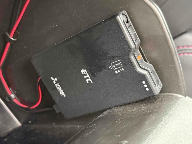 ＣＸ－５ ＸＤ　ブラックトーンエディション　ワンオーナー　純正ナビＴＶ　３６０°カメラ　ハーフレザー　シートヒーター　ステアリングヒーター　純正１９ＡＷ　クルコン　ＨＵＤ　ＢＳＭ　パワーバックドア　パドルシフト　ラバーマット（25枚目）