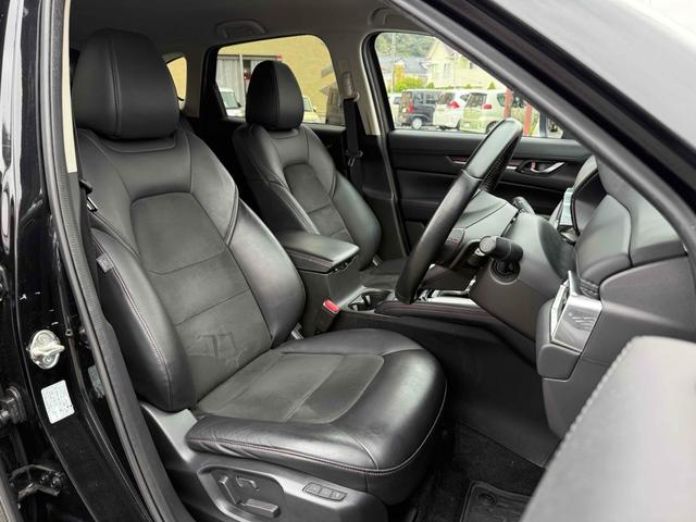 ＣＸ－５ ＸＤ　ブラックトーンエディション　ワンオーナー　純正ナビＴＶ　３６０°カメラ　ハーフレザー　シートヒーター　ステアリングヒーター　純正１９ＡＷ　クルコン　ＨＵＤ　ＢＳＭ　パワーバックドア　パドルシフト　ラバーマット（49枚目）