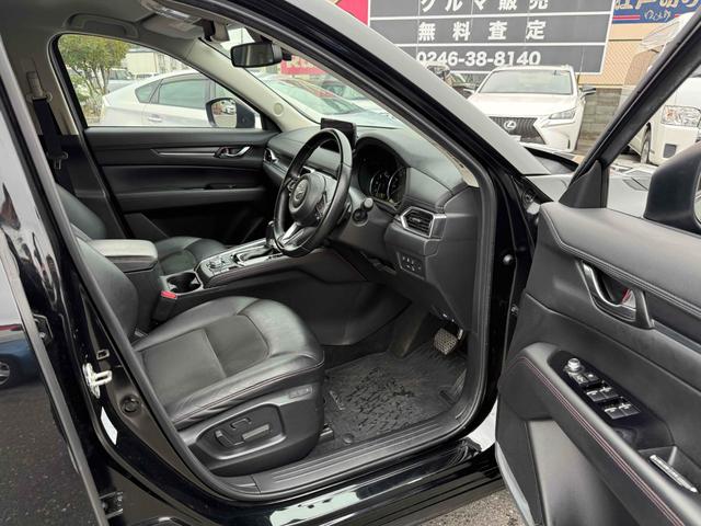 ＣＸ－５ ＸＤ　ブラックトーンエディション　ワンオーナー　純正ナビＴＶ　３６０°カメラ　ハーフレザー　シートヒーター　ステアリングヒーター　純正１９ＡＷ　クルコン　ＨＵＤ　ＢＳＭ　パワーバックドア　パドルシフト　ラバーマット（50枚目）
