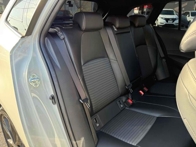 カローラツーリング ダブルバイビー　ワンオーナー　ハーフレザーシート　純正９インチディスプレイオーディオ・ナビＴＶ　バックカメラ　トヨタセーフティーセンス　純正１７インチアルミ　純正リモートスタート　ＢＳＭ　前後ドライブレコーダー（40枚目）