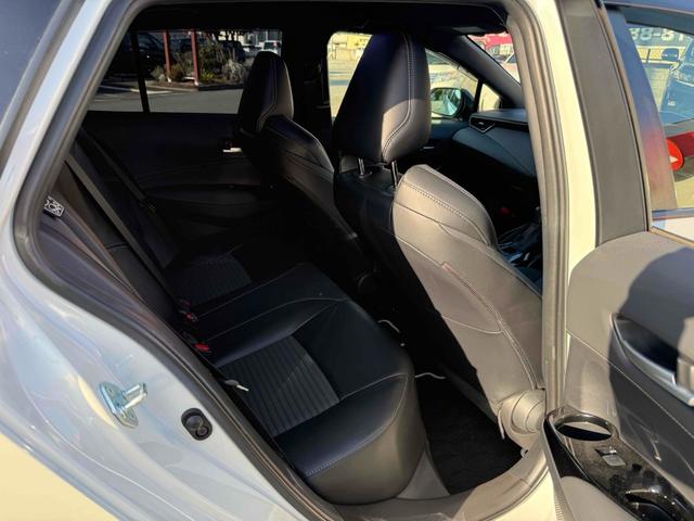 カローラツーリング ダブルバイビー　ワンオーナー　ハーフレザーシート　純正９インチディスプレイオーディオ・ナビＴＶ　バックカメラ　トヨタセーフティーセンス　純正１７インチアルミ　純正リモートスタート　ＢＳＭ　前後ドライブレコーダー（42枚目）