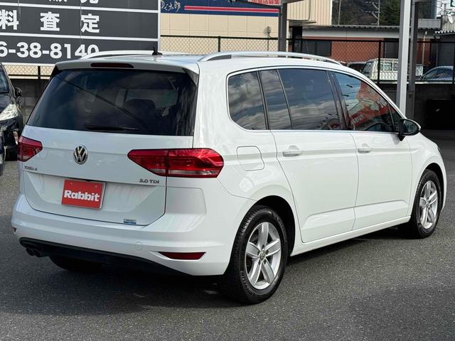 ゴルフトゥーラン ＴＤＩ　コンフォートライン　純正ナビＴＶ　バックカメラ　アルパインリアモニター　純正１６ＡＷ　クルルーズコントロール　パドルシフト　ルーフレール　前後ドラレコ　キーレス　ＥＴＣ　スペアキー　ＬＥＤヘッドライト　保証書　取説書（6枚目）