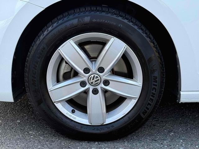 ゴルフトゥーラン ＴＤＩ　コンフォートライン　純正ナビＴＶ　バックカメラ　アルパインリアモニター　純正１６ＡＷ　クルルーズコントロール　パドルシフト　ルーフレール　前後ドラレコ　キーレス　ＥＴＣ　スペアキー　ＬＥＤヘッドライト　保証書　取説書（16枚目）