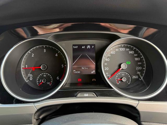 ゴルフトゥーラン ＴＤＩ　コンフォートライン　純正ナビＴＶ　バックカメラ　アルパインリアモニター　純正１６ＡＷ　クルルーズコントロール　パドルシフト　ルーフレール　前後ドラレコ　キーレス　ＥＴＣ　スペアキー　ＬＥＤヘッドライト　保証書　取説書（31枚目）