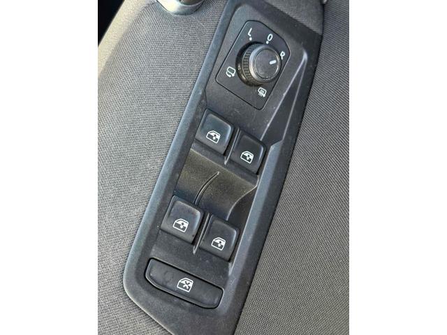 ゴルフトゥーラン ＴＤＩ　コンフォートライン　純正ナビＴＶ　バックカメラ　アルパインリアモニター　純正１６ＡＷ　クルルーズコントロール　パドルシフト　ルーフレール　前後ドラレコ　キーレス　ＥＴＣ　スペアキー　ＬＥＤヘッドライト　保証書　取説書（50枚目）