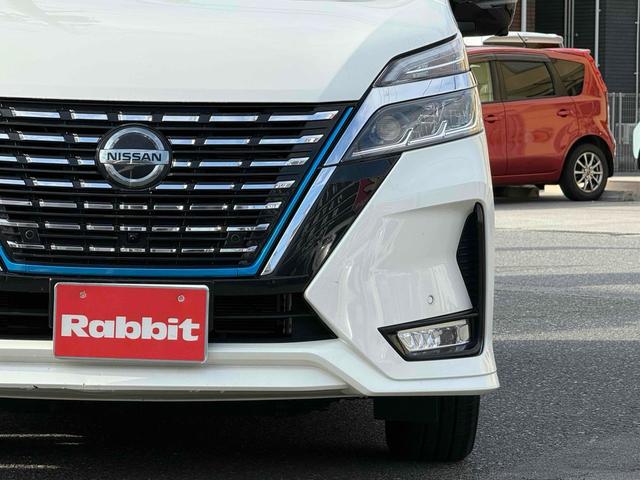 セレナ ｅ－パワー　ハイウェイスターＶ　ワンオーナー　両側パワースライドドア　１０インチ純正ナビＴＶ　アラウンドビューモニター　デジタルインナーミラー　純正１５インチアルミ　スマートキー　プッシュスタート（10枚目）