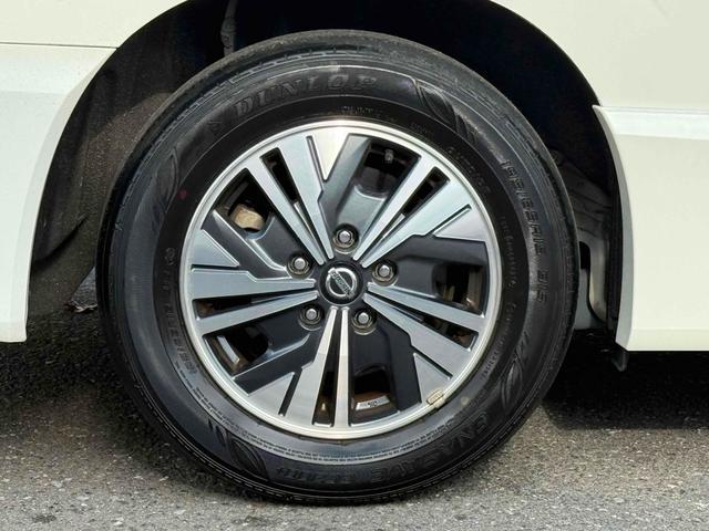 セレナ ｅ－パワー　ハイウェイスターＶ　ワンオーナー　両側パワースライドドア　１０インチ純正ナビＴＶ　アラウンドビューモニター　デジタルインナーミラー　純正１５インチアルミ　スマートキー　プッシュスタート（16枚目）