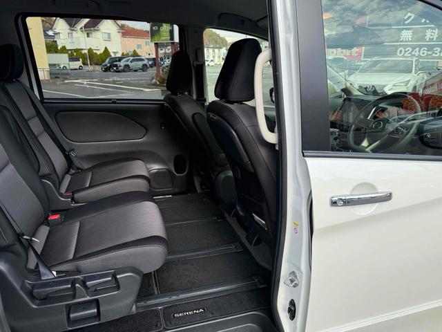 セレナ ｅ－パワー　ハイウェイスターＶ　ワンオーナー　両側パワースライドドア　１０インチ純正ナビＴＶ　アラウンドビューモニター　デジタルインナーミラー　純正１５インチアルミ　スマートキー　プッシュスタート（35枚目）