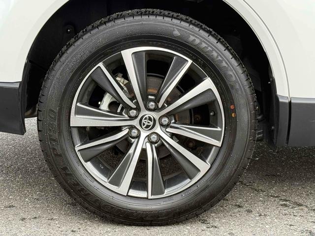 ハリアー G 4WD ハーフレザーシート 純正ディスプレイオーディオ バックカメラ 純正18インチアルミ デジタルインナーミラー AHB PCS LTA ビルトインETC パワーバックドア クルーズコントロール(13枚目)