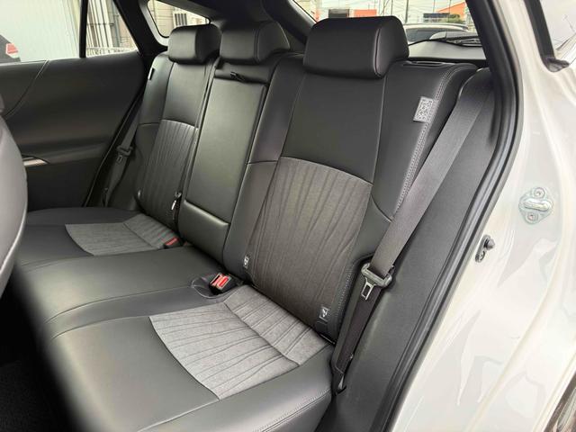 ハリアー G 4WD ハーフレザーシート 純正ディスプレイオーディオ バックカメラ 純正18インチアルミ デジタルインナーミラー AHB PCS LTA ビルトインETC パワーバックドア クルーズコントロール(51枚目)