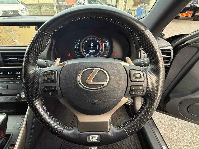 ＩＳ ＩＳ２００ｔ　Ｆスポーツ　純正ナビＴＶ　バックカメラ　ハーフレザーシート　　純正１８インチアルミ　ＬＥＤヘッドライト　ＥＴＣ　ＢＳＭ　電動シート　シートヒーター　クルーズコントロール　スマートキー　プッシュスタート（17枚目）