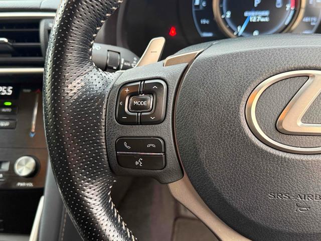 ＩＳ ＩＳ２００ｔ　Ｆスポーツ　純正ナビＴＶ　バックカメラ　ハーフレザーシート　　純正１８インチアルミ　ＬＥＤヘッドライト　ＥＴＣ　ＢＳＭ　電動シート　シートヒーター　クルーズコントロール　スマートキー　プッシュスタート（18枚目）