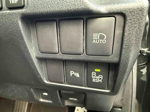 ＩＳ ＩＳ２００ｔ　Ｆスポーツ　純正ナビＴＶ　バックカメラ　ハーフレザーシート　　純正１８インチアルミ　ＬＥＤヘッドライト　ＥＴＣ　ＢＳＭ　電動シート　シートヒーター　クルーズコントロール　スマートキー　プッシュスタート（27枚目）