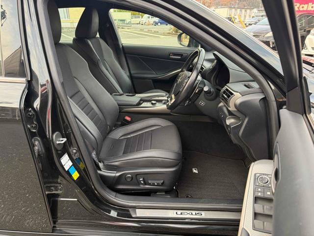 ＩＳ ＩＳ２００ｔ　Ｆスポーツ　純正ナビＴＶ　バックカメラ　ハーフレザーシート　　純正１８インチアルミ　ＬＥＤヘッドライト　ＥＴＣ　ＢＳＭ　電動シート　シートヒーター　クルーズコントロール　スマートキー　プッシュスタート（34枚目）