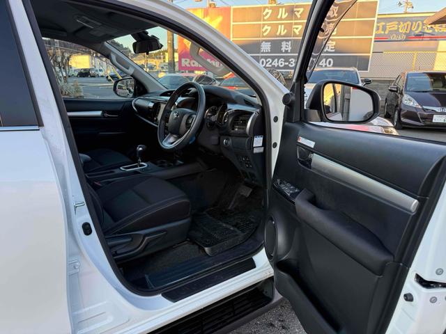 ハイラックス Z ワンオーナー 4WD 純正ナビ パノラミックビューモニター GRドレスアップマフラー GRハードトノカバー 純正ベッドライナー TRD IRカットフィルム LEDヘッドライト 純正17インチアルミ(30枚目)