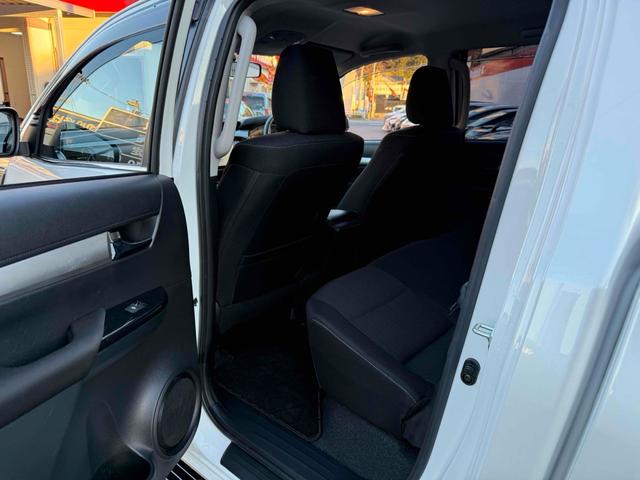 ハイラックス Z ワンオーナー 4WD 純正ナビ パノラミックビューモニター GRドレスアップマフラー GRハードトノカバー 純正ベッドライナー TRD IRカットフィルム LEDヘッドライト 純正17インチアルミ(47枚目)