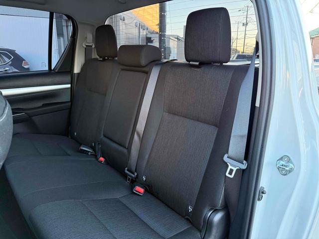 ハイラックス Z ワンオーナー 4WD 純正ナビ パノラミックビューモニター GRドレスアップマフラー GRハードトノカバー 純正ベッドライナー TRD IRカットフィルム LEDヘッドライト 純正17インチアルミ(48枚目)