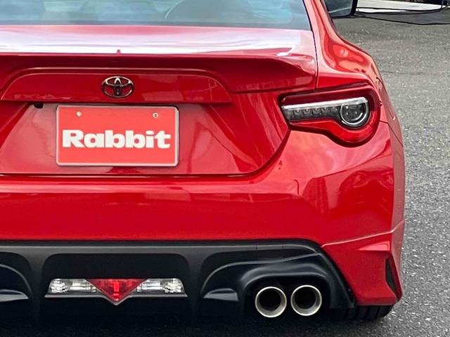 ８６ ＧＴ　ワンオーナー　純正ナビＴＶ　バックカメラ　ＴＲＤフロント・サイド・トランクスポイラー　モデリスタリアアンダースポイラー　ＴＲＤマフラー　エンケイ１７インチアルミ　社外ボンネット　ＲＳ－Ｒバネ純正バネ有（12枚目）