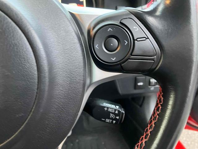 ８６ ＧＴ　ワンオーナー　純正ナビＴＶ　バックカメラ　ＴＲＤフロント・サイド・トランクスポイラー　モデリスタリアアンダースポイラー　ＴＲＤマフラー　エンケイ１７インチアルミ　社外ボンネット　ＲＳ－Ｒバネ純正バネ有（29枚目）