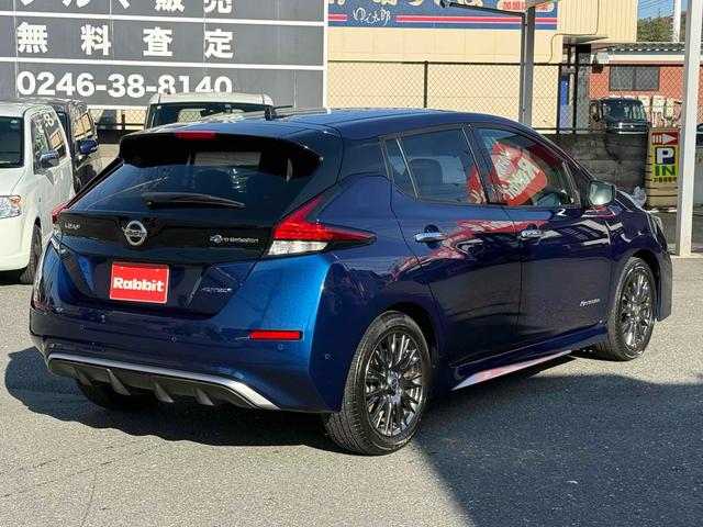 リーフ オーテック 純正ナビTV アラウンドビューモニター ハーフレザーシート シートヒーター スマートインナーミラー プロパイロット BSM ETC ハンドルヒーター フロアマット 純正17インチアルミ スマートキー(6枚目)