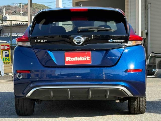 リーフ オーテック 純正ナビTV アラウンドビューモニター ハーフレザーシート シートヒーター スマートインナーミラー プロパイロット BSM ETC ハンドルヒーター フロアマット 純正17インチアルミ スマートキー(7枚目)