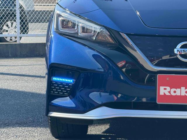 リーフ オーテック 純正ナビTV アラウンドビューモニター ハーフレザーシート シートヒーター スマートインナーミラー プロパイロット BSM ETC ハンドルヒーター フロアマット 純正17インチアルミ スマートキー(9枚目)