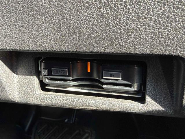 リーフ オーテック 純正ナビTV アラウンドビューモニター ハーフレザーシート シートヒーター スマートインナーミラー プロパイロット BSM ETC ハンドルヒーター フロアマット 純正17インチアルミ スマートキー(27枚目)