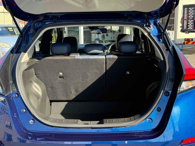 リーフ オーテック 純正ナビTV アラウンドビューモニター ハーフレザーシート シートヒーター スマートインナーミラー プロパイロット BSM ETC ハンドルヒーター フロアマット 純正17インチアルミ スマートキー(29枚目)