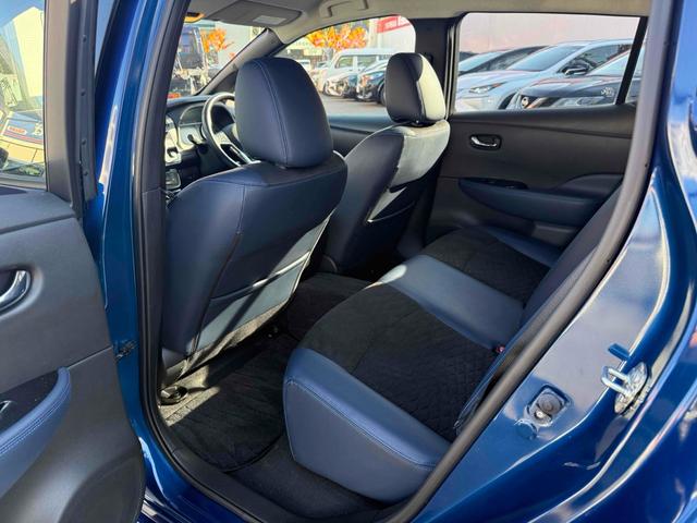 リーフ オーテック 純正ナビTV アラウンドビューモニター ハーフレザーシート シートヒーター スマートインナーミラー プロパイロット BSM ETC ハンドルヒーター フロアマット 純正17インチアルミ スマートキー(40枚目)