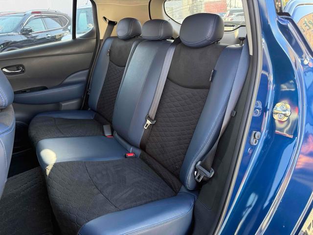 リーフ オーテック 純正ナビTV アラウンドビューモニター ハーフレザーシート シートヒーター スマートインナーミラー プロパイロット BSM ETC ハンドルヒーター フロアマット 純正17インチアルミ スマートキー(43枚目)