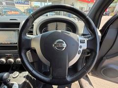 ハンドルの状態が悪いと運転に集中できませんよね。こちらの車、お気軽にお問い合わせください。 2